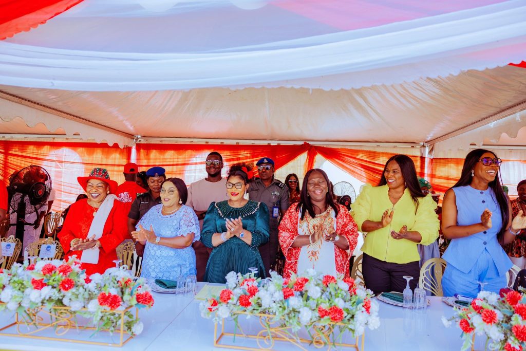 Deaconess Tobore Oborevwori Hosts 2024 Christmas Party for Children in Delta State